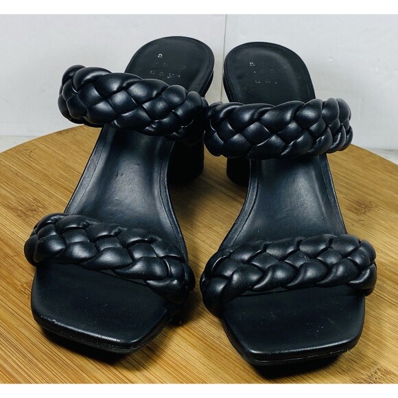 A New Day Sandals Womens Size 6 Braided Straps Slide Casual Black Faux Leather - Picture 3 of 6